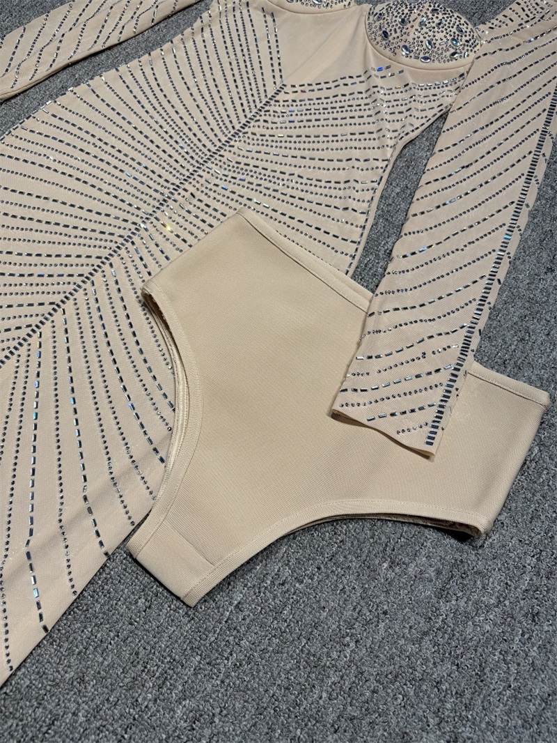 Luxury Crystals Beige Women Pr - Women'S Holiday Formal Wear 评论和价格