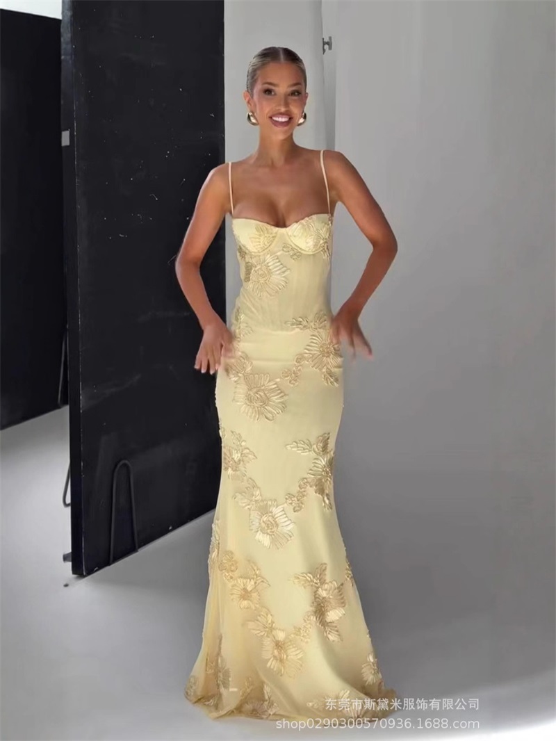 Yellow Embroidery Women Prom D - Women'S Holiday Formal Wear 评论和价格