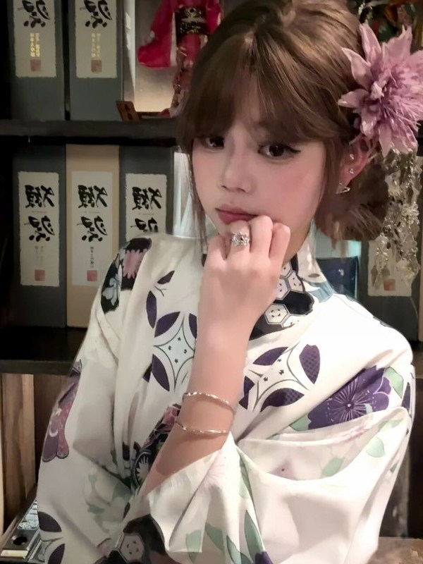 Traditional Purple Kimono Bath - Japanese Women Formal Wear 评论和价格